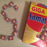 Преглед на таблетки Somat за съдомиялни машини: видове, плюсове и минуси, отзиви на купувачи