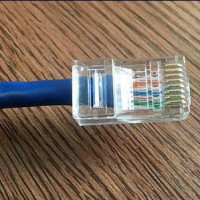 Разпределение на пиновете на кабел с усукана двойка RJ45: схеми за свързване и правила за обживане