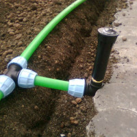 Как да организирате летен водопровод на вилата: прокарване и обустройство на водопровод за поливане