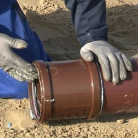 PVC тръби за външна канализация: видове, типоразмери, предимства и недостатъци