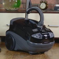 Преглед на прахосмукачка Thomas Twin TT Orca: универсален борец за чистота