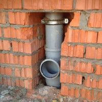 Вентилация на канализацията в частен дом: схеми и правила за проектиране
