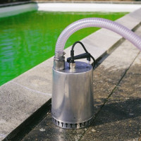 Как да изберете помпа за изпомпване на мръсна вода: правила за избор и преглед на най-добрите модели