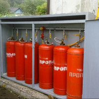Шкаф за газови бутилки: изисквания за съхранение на бутилки + съвети за избор и монтаж на шкафа