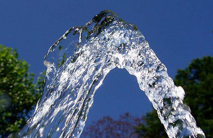 Чиста вода от пясъчен сондаж