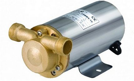 Model cu rotor uscat