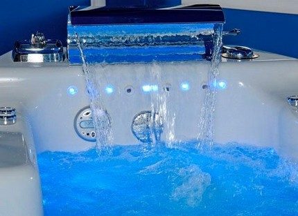 Хидромасажна система със скрито изпълнение
