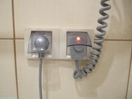 Влагоустойчиви контакти