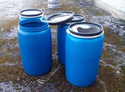 Wie man eine Kläranlage aus Plastikfässern selbst baut