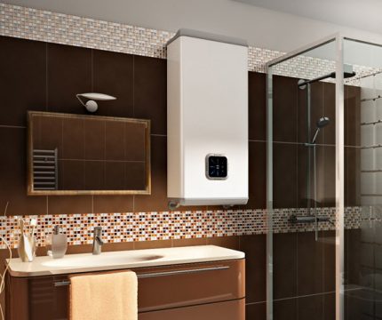 Warmwasserbereiter Ariston