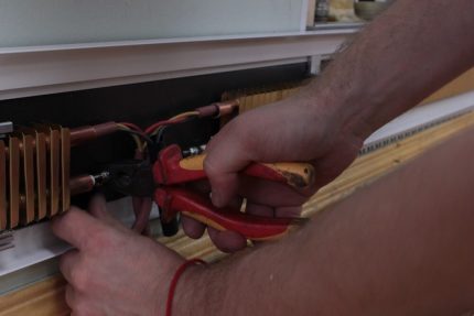 Montage der elektrischen Fußleiste