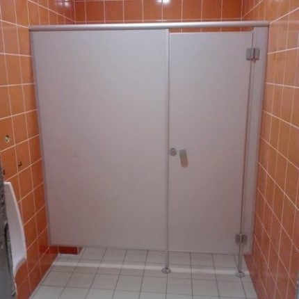 Pereți din plastic în duș Pereți din plastic în duș