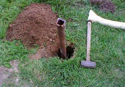 Монтаж на стойки от тръба