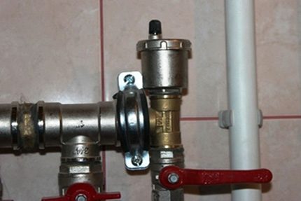 Въздухоотводчици на вътрешния водопровод