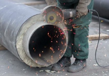 Подрязване на тръба с голям диаметър с ъглошлайф