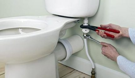 Свързване на резервоара към водопровода
