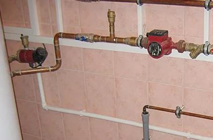 Entlüftungsventile an Rohrleitungen
