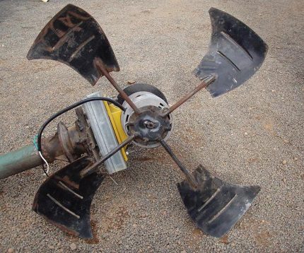 Turbină eoliană din generator auto