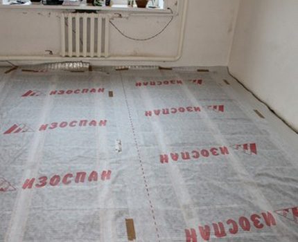 Изолацията може да има функция за отразяване на топлина Изолация върху пароизолация