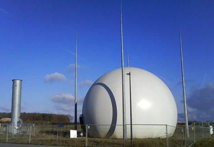 Мълниезащита на промишлен газхолдер
