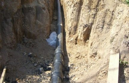 Полагане на подземен газопровод