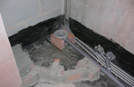Construirea bordurii din cărămidă