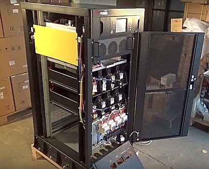 Непрекъсваем UPS в разглобен вид