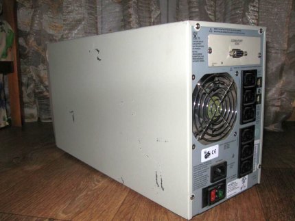 UPS с активно охлаждане