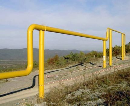 Газова магистрала над пътя