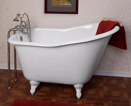Designer-Mini-Badewanne