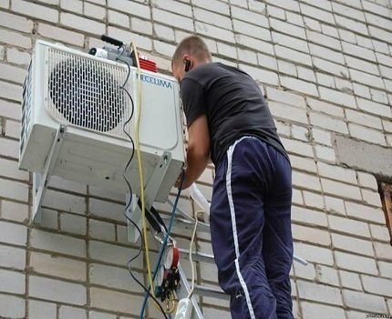 Минимално разстояние между блоковете на климатика