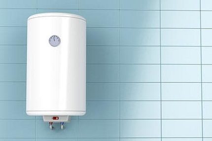 Günstiger Elektroboiler im Badezimmer