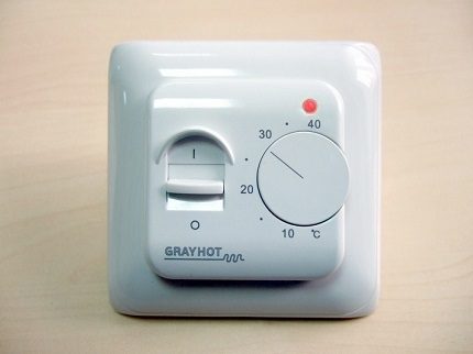 Programmierbarer Tasten-Thermostat