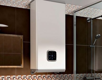 Design des Ariston-Speichers