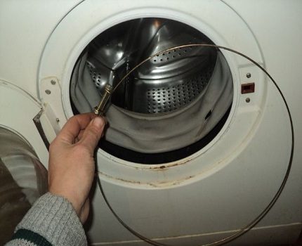 Сваляне на предната скоба