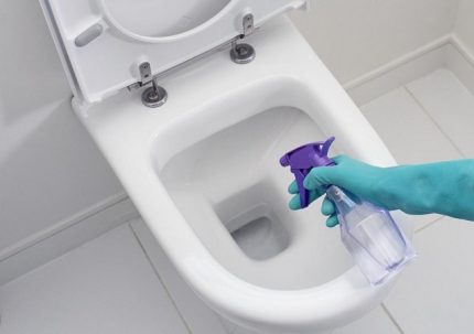 Почистване на следи от вода