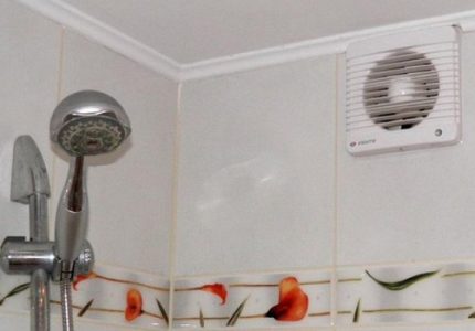Ventilator im Badezimmer