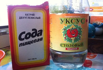 Сода и оцет за почистване на хладилника