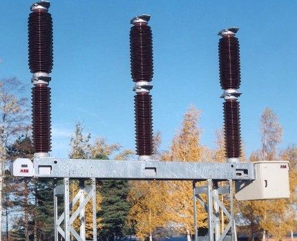 Управление на елегазови изключватели