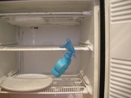 Чиния за събиране на вода