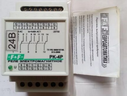 Každý prístroj obsahuje schematické označenia svojich technických charakteristík Pomocné relé RK-4R