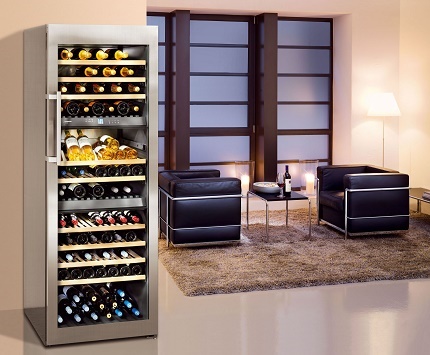 Weinkühlschrank in einem Privathaus