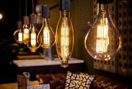 Устройство и елементи на филаментната LED лампа Филаментна лампа