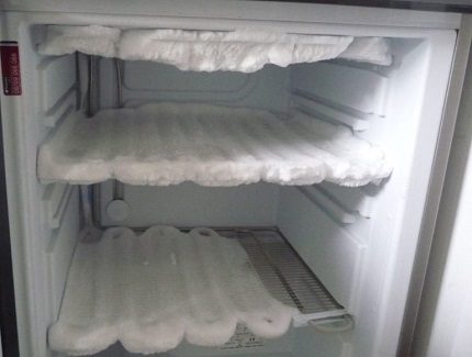 Заледяване в хладилника