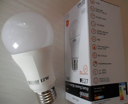 Класическа LED лампа