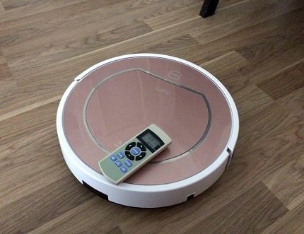 Diaľkový ovládač robotického vysávača