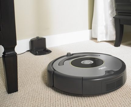 Техниката на известни марки не винаги е скъпа Модел робот от компанията iRobot