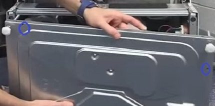 Как да свалите поддона на ПММ