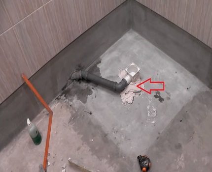 Фиксираме фунията на трапа