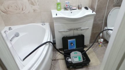 Устройство за проверка на водомери в дома Проверочен уред